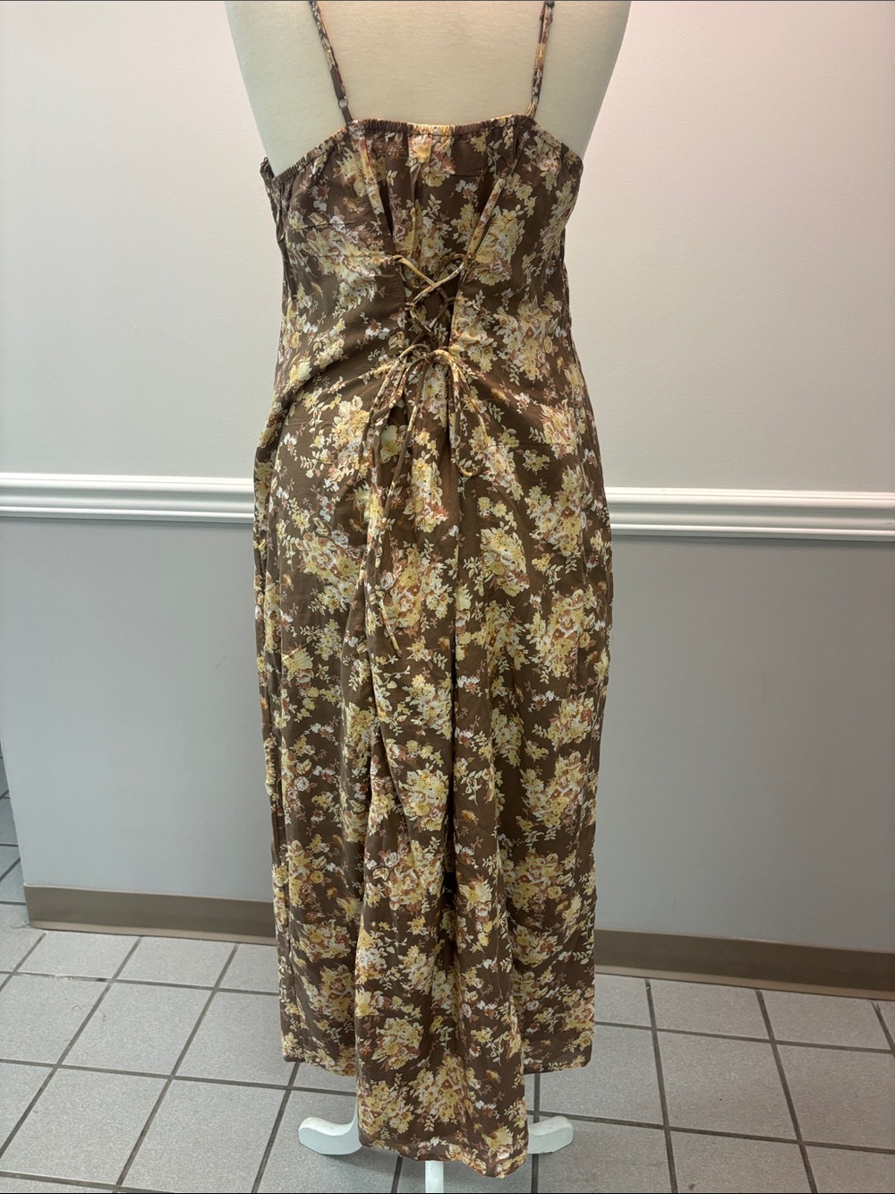 Lucky Brand Brown Floral Maxi Dress with Yellow & Cream Flowers - Picture 5 of 11